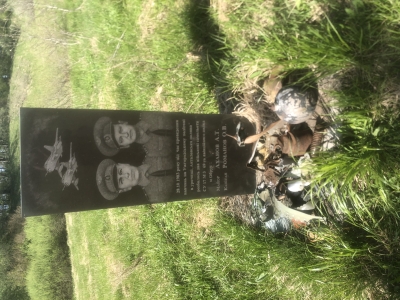 пам\'ятник пілотам