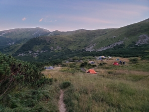 Перемычка под Поп Иваном. место для ночёвки